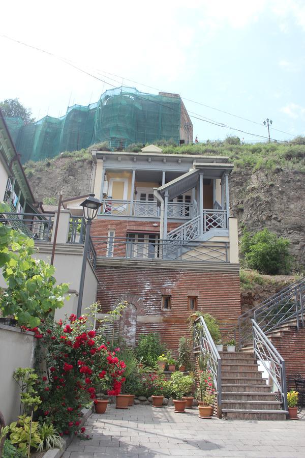 Apartment Nino Botanical Tbilisi Luaran gambar