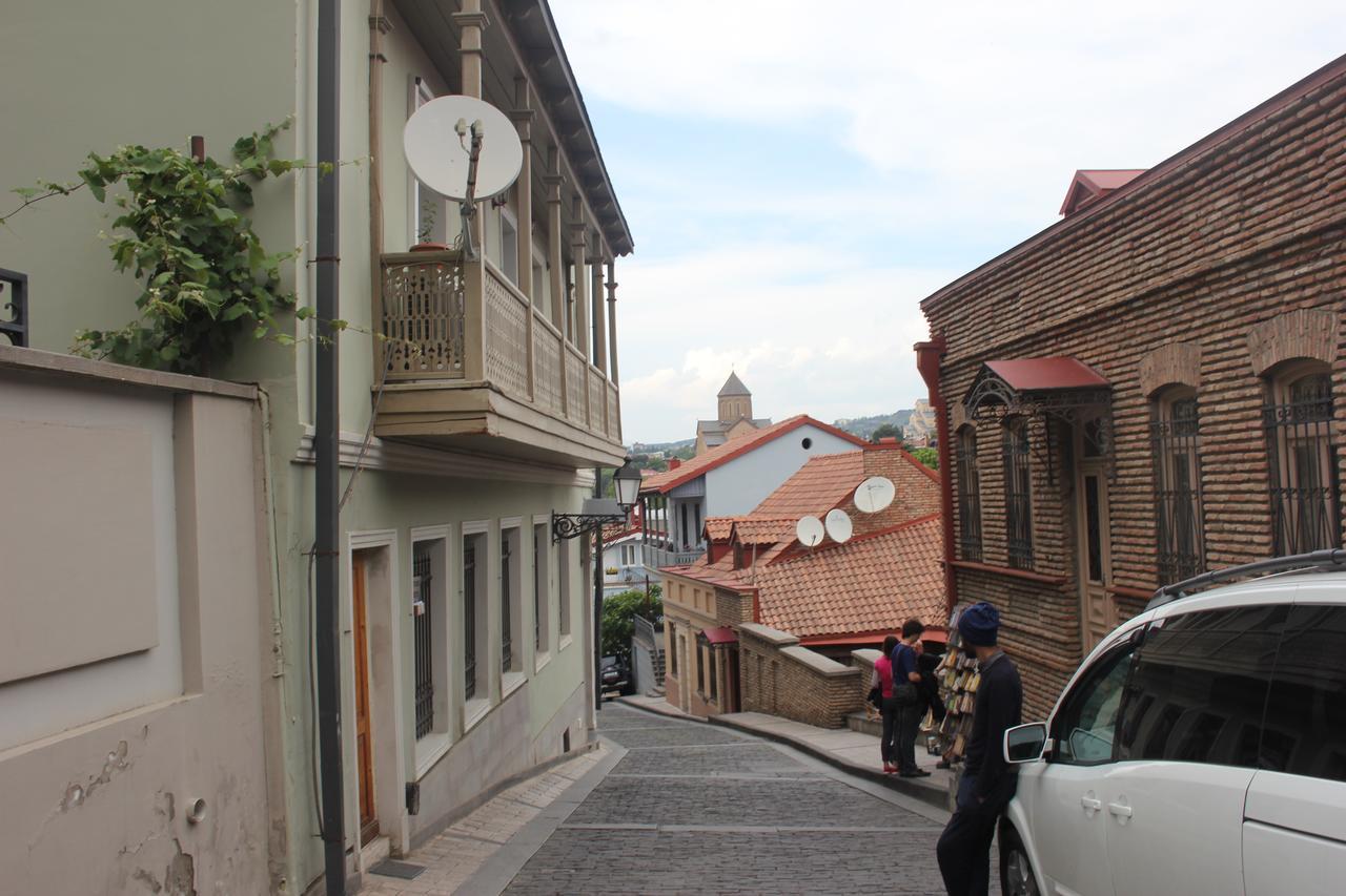 Apartment Nino Botanical Tbilisi Luaran gambar