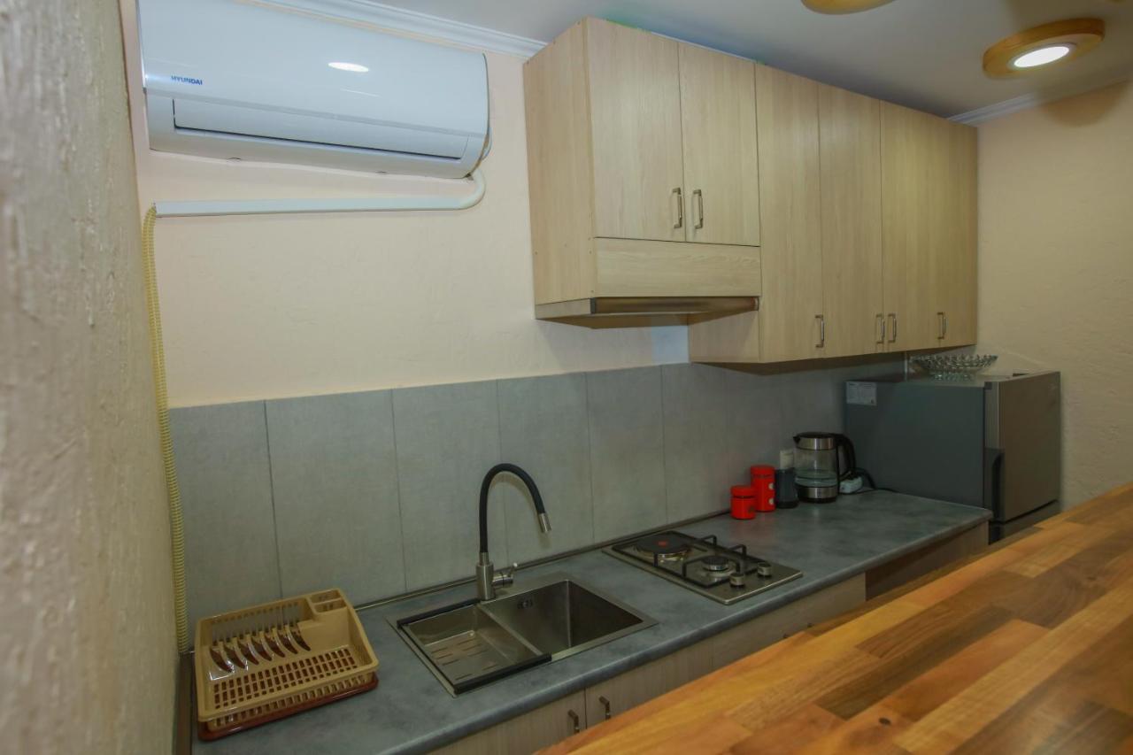 Apartment Nino Botanical Tbilisi Luaran gambar